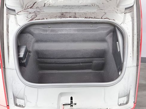 Certified 2025 Porsche 911 Carrera RWD image 15