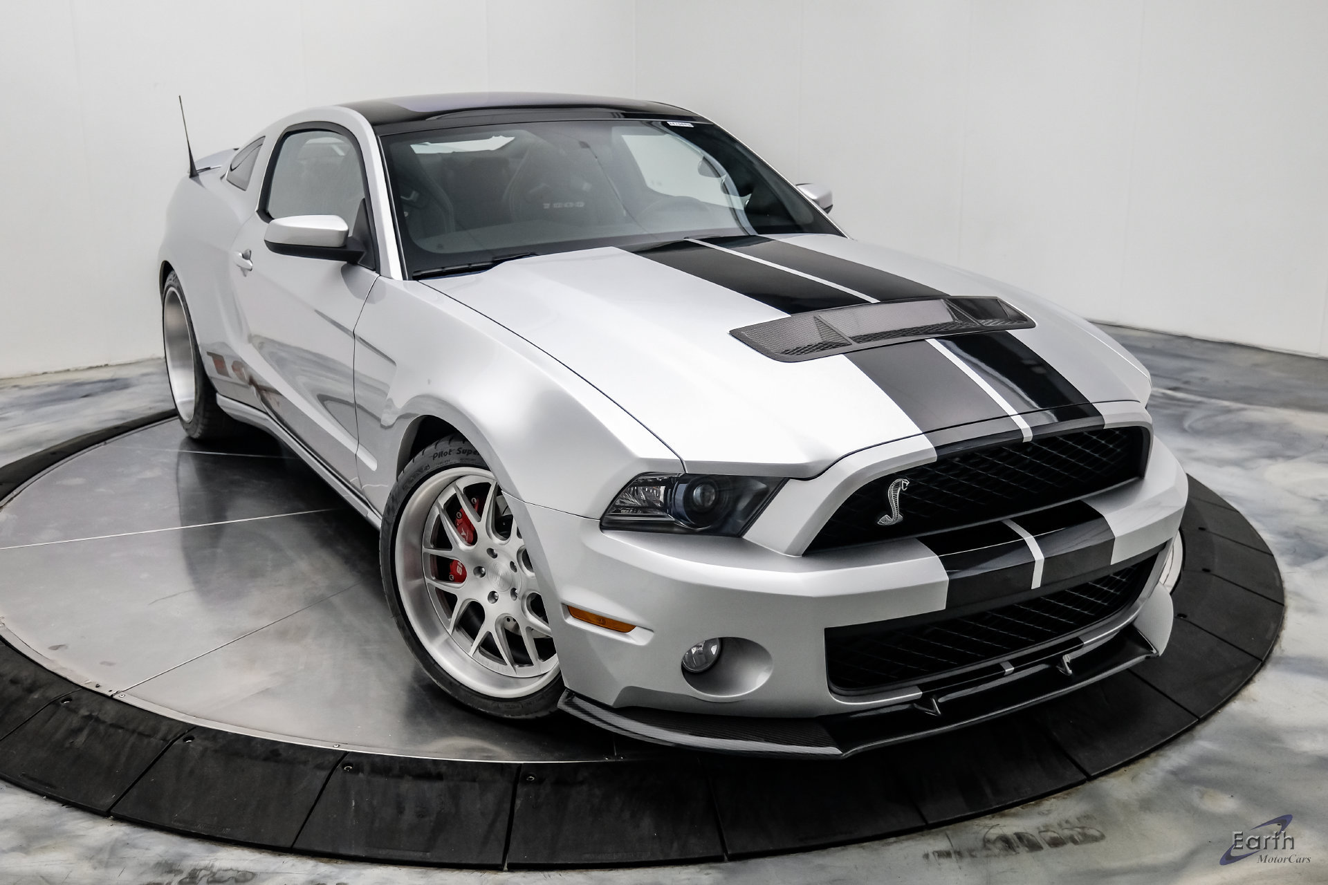 Used 2012 Ford Mustang Shelby GT500 w/ SVT Performance Pkg RWD image 30