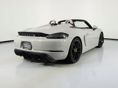 Certified 2021 Porsche 718 Boxster Spyder image 10
