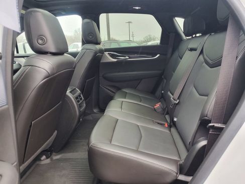 Certified 2023 Cadillac XT5 Premium Luxury w/ LPO, Floor Liner Package AWD/4WD image 41