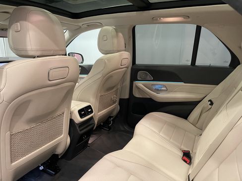 Used 2020 Mercedes-Benz GLE 350 4MATIC image 23