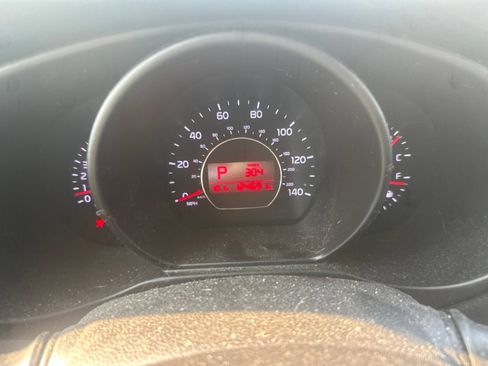 Used 2014 Kia Soul FWD image 15
