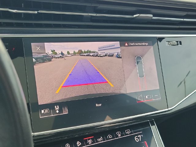 Used 2019 Audi Q8 Prestige w/ Luxury Package AWD/4WD image 21