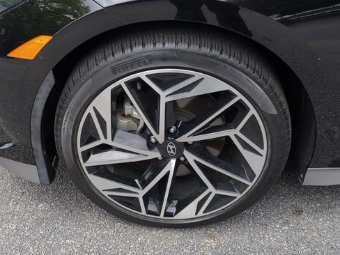 Used 2024 Hyundai Ioniq 6 SEL RWD image 25