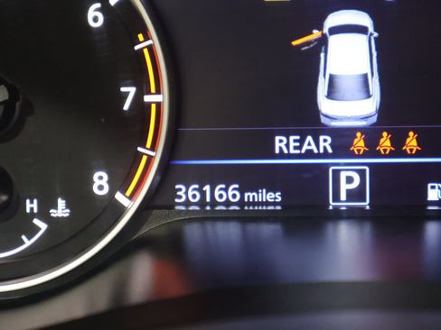 Used 2025 Nissan Altima 2.5 SV FWD image 37