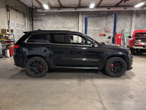 Used 2014 Jeep Grand Cherokee SRT8 w/ Luxury Group II image 6