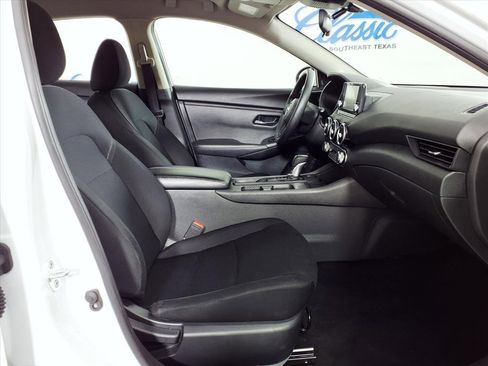 Used 2024 Nissan Sentra S image 13