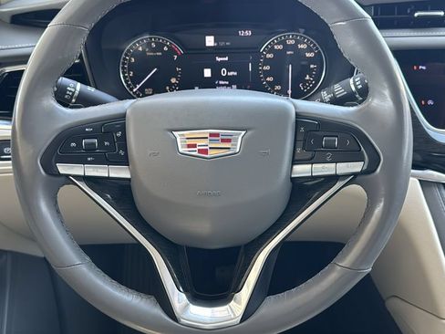 Used 2020 Cadillac XT6 Premium Luxury AWD/4WD image 11