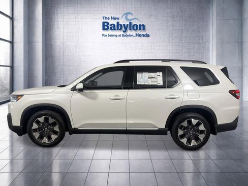 New 2026 Honda Pilot Elite image 2