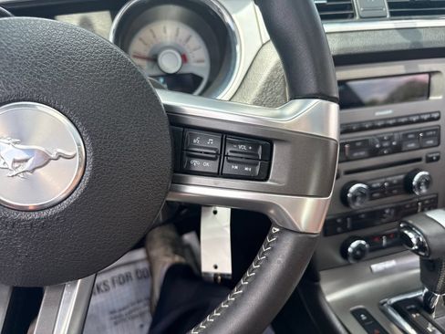 Used 2012 Ford Mustang Premium RWD image 27