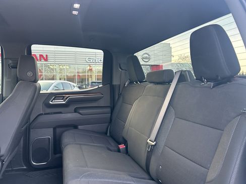 Used 2024 Chevrolet Silverado 1500 LT image 10