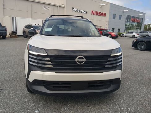 New 2026 Nissan Kicks SV w/ Charging Package FWD image 9