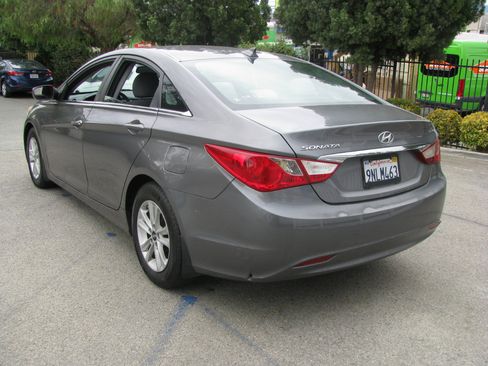 Used 2012 Hyundai Sonata GLS w/ Popular Equipment Pkg image 4