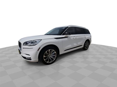 Used 2021 Lincoln Aviator Grand Touring w/ Equipment Group 301A AWD/4WD image 4