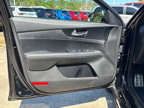 Used 2023 Kia Forte GT-Line w/ GT-Line Premium Package image 16