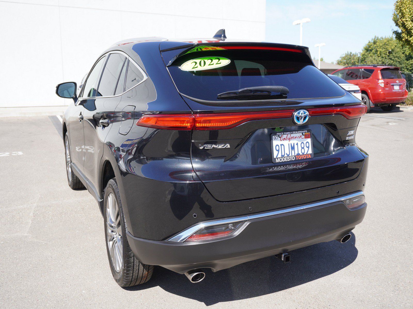 Used 2022 Toyota Venza XLE AWD/4WD image 8