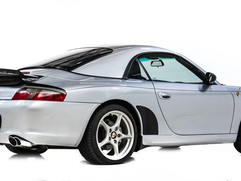 Used 2003 Porsche 911 Carrera 4 image 8