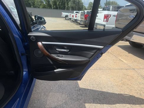 Used 2017 BMW 330e RWD image 16