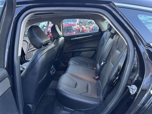 Used 2020 Ford Fusion Titanium image 17