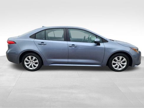Used 2023 Toyota Corolla LE image 9