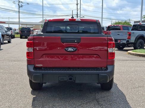 New 2026 Ford Maverick XLT w/ XLT Luxury Package FWD image 5