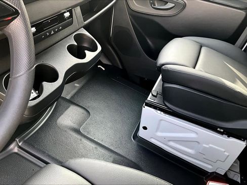 New 2026 Mercedes-Benz Sprinter 2500 image 11