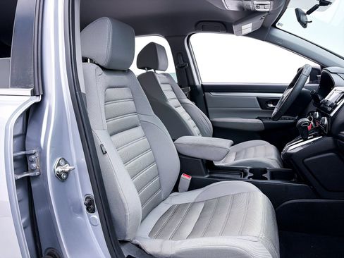 Used 2018 Honda CR-V LX image 28