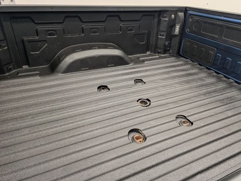 Used 2020 Chevrolet Silverado 2500 LTZ w/ LTZ Premium Package image 10