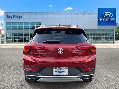 Used 2023 Buick Encore GX Essence w/ Experience Buick Package image 5
