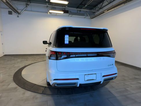 New 2026 INFINITI QX80 Luxe w/ Cargo Package image 6