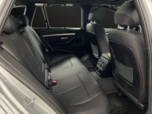 Used 2018 BMW 330i xDrive Wagon image 24