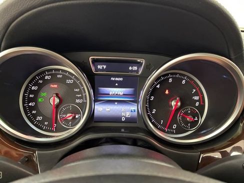 Used 2018 Mercedes-Benz GLS 550 4MATIC image 25