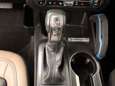 Used 2024 Ford Bronco Wildtrak AWD/4WD image 26