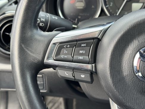 Used 2017 MAZDA MX-5 Miata RF Club image 28