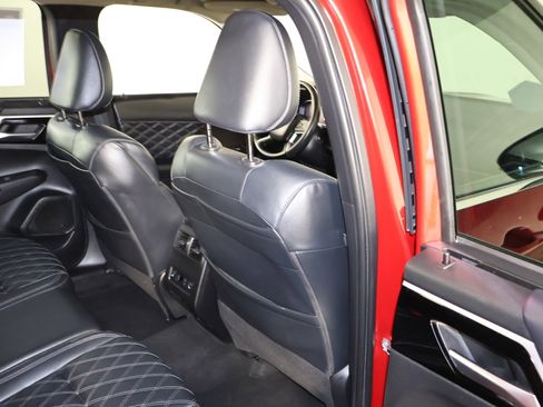 Used 2023 Mitsubishi Outlander SEL image 45