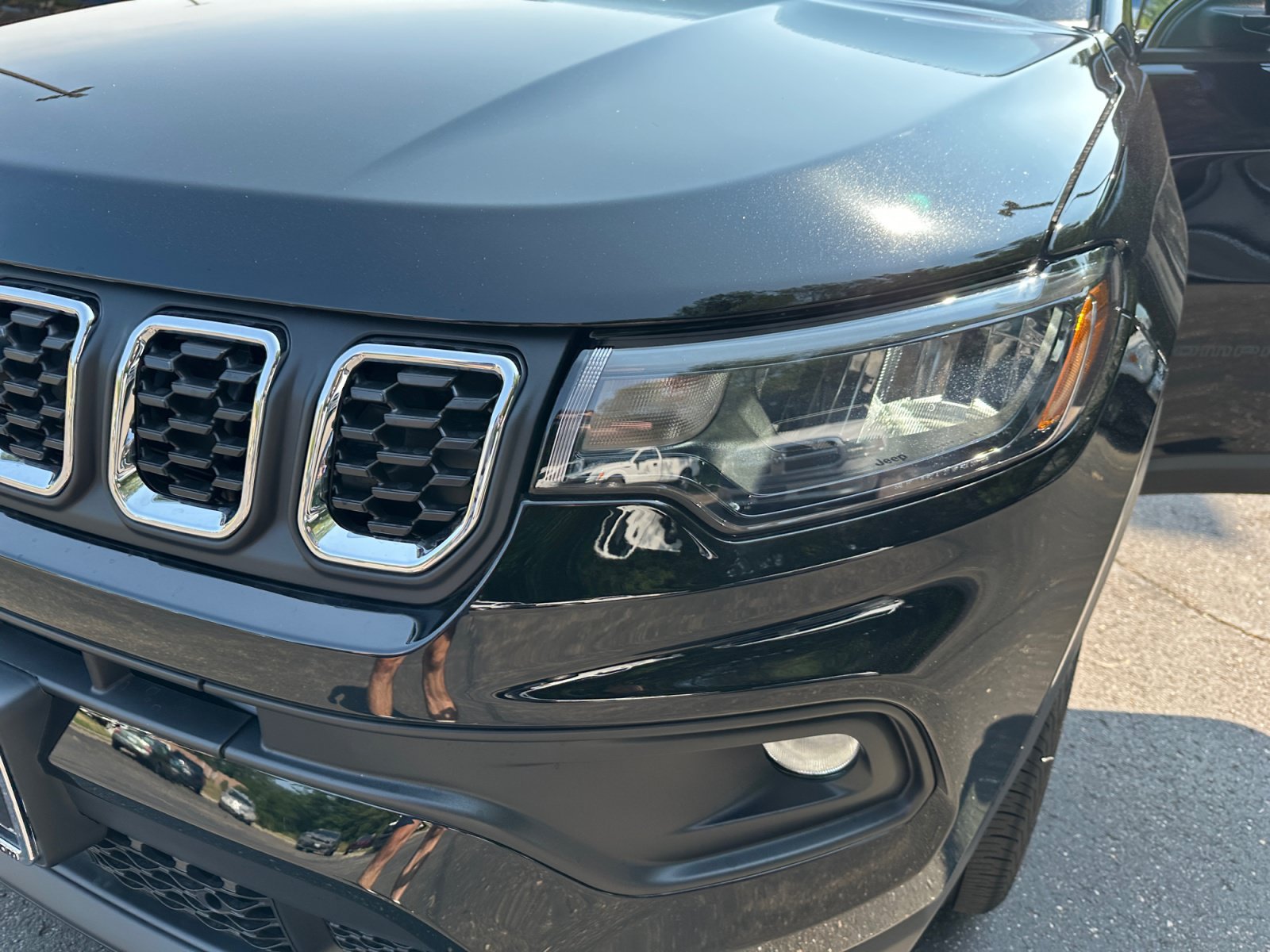 New 2026 Jeep Compass Latitude AWD/4WD image 43