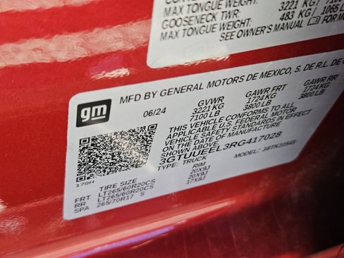 Used 2024 GMC Sierra 1500 AT4 w/ Technology Package image 35