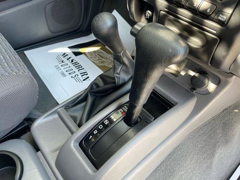 Used 2001 Nissan Xterra SE image 50