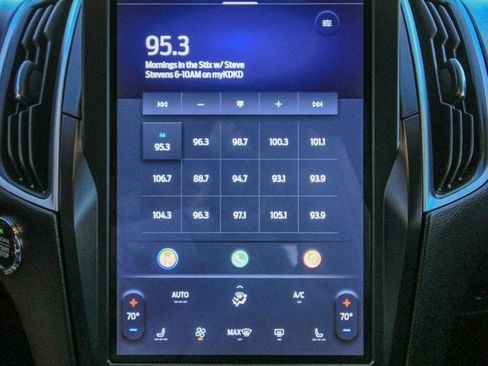 Used 2024 Ford Edge SEL image 24