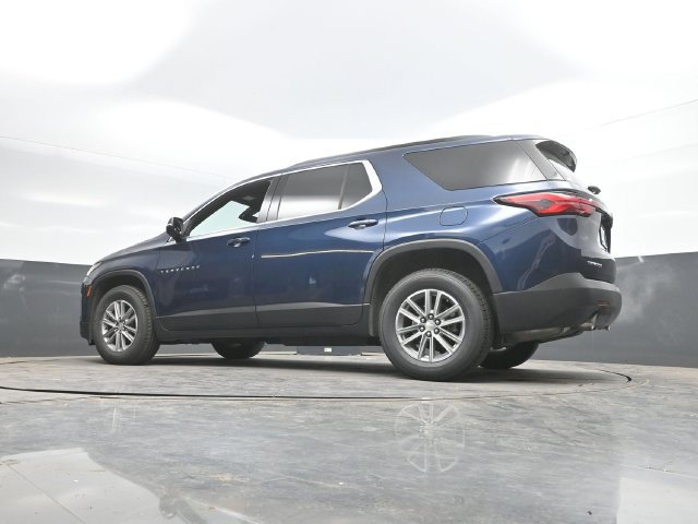 Used 2023 Chevrolet Traverse LT FWD image 48