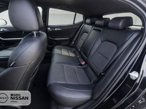 Used 2019 Kia Stinger GT1 AWD/4WD image 12
