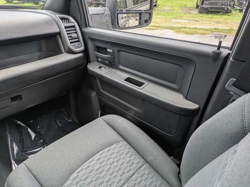 New 2026 RAM 2500 Tradesman AWD/4WD image 16