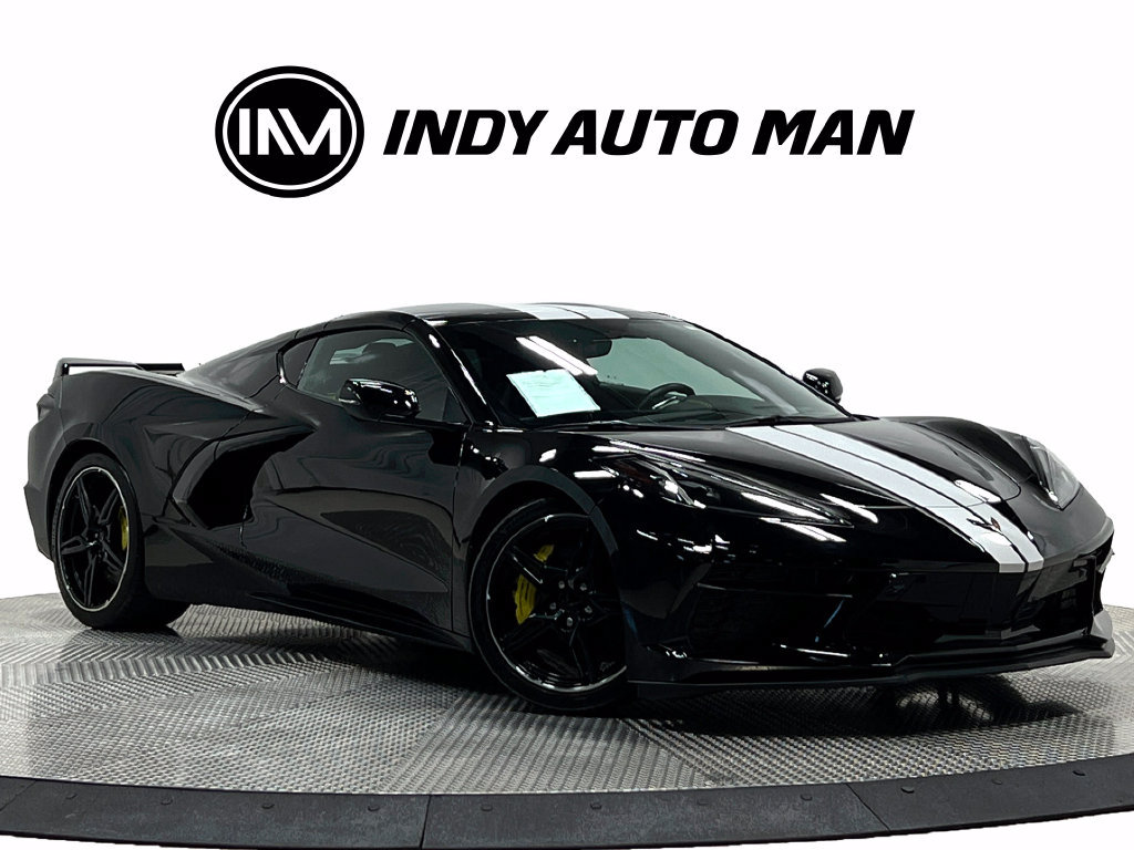 Used 2020 Chevrolet Corvette Stingray Premium Cpe w/ 3LT Preferred Equipment Group RWD image 2