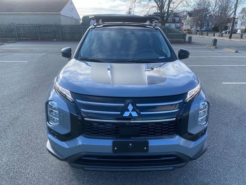 New 2026 Mitsubishi Outlander AWD image 3