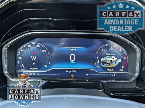 Used 2024 Chevrolet Silverado 2500 High Country w/ High Country Premium Package AWD/4WD image 17