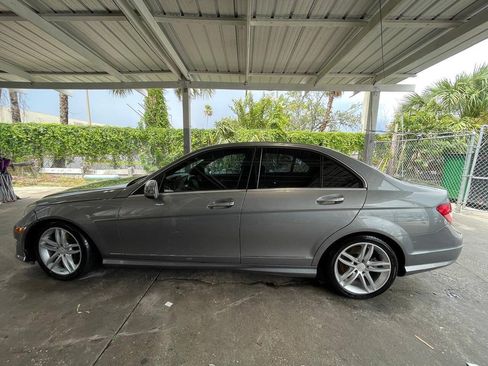 Used 2013 Mercedes-Benz C 250 Sedan w/ Multimedia Pkg image 5