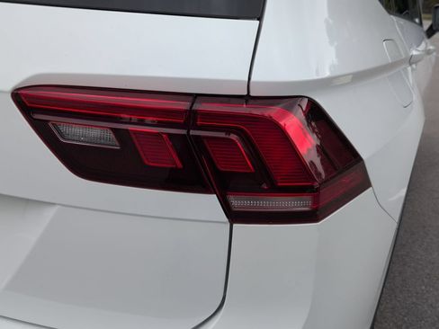 Used 2022 Volkswagen Tiguan S FWD image 10