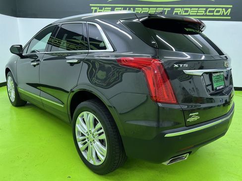 Used 2017 Cadillac XT5 Premium Luxury w/ Driver Assist Package AWD/4WD image 7