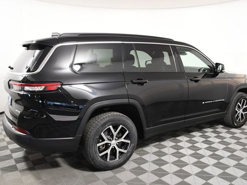 Used 2024 Jeep Grand Cherokee L Limited w/ Luxury Tech Group II AWD/4WD image 7