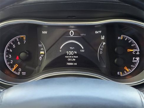 Used 2018 Jeep Grand Cherokee Summit image 13